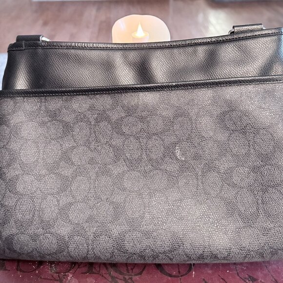 COACH purse - Picture 2 of 8